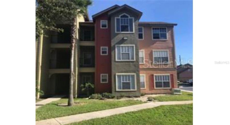Available June 1st for rent! This great Ground Floor 2 Bedrooms and 2 Bathrooms Condo, Conveniently located at gated community VILLAS DEL SOL AT KISS CONDO features tile flooring throughout. Minutes from supermarkets, and main roads like US-192, John Young Pkwy, Osceola Pkwy, Orange Blossom Trail and the Mall at The Loop. Located in the resort-style gated community of Villas Del Sol, residents enjoy access to a range of amenities, including swimming pools, a playground, a fitness center, and tennis courts. This beautiful property is just minutes away from The Loop shopping mall, dining, and more, you'll be in the center of it all. Don't miss out on the opportunity to view this stunning condo today!