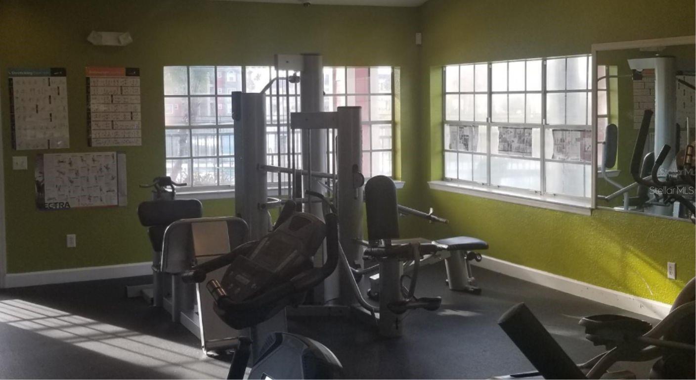 VILLAS DEL SOL AT KISS CONDO - Residential Lease