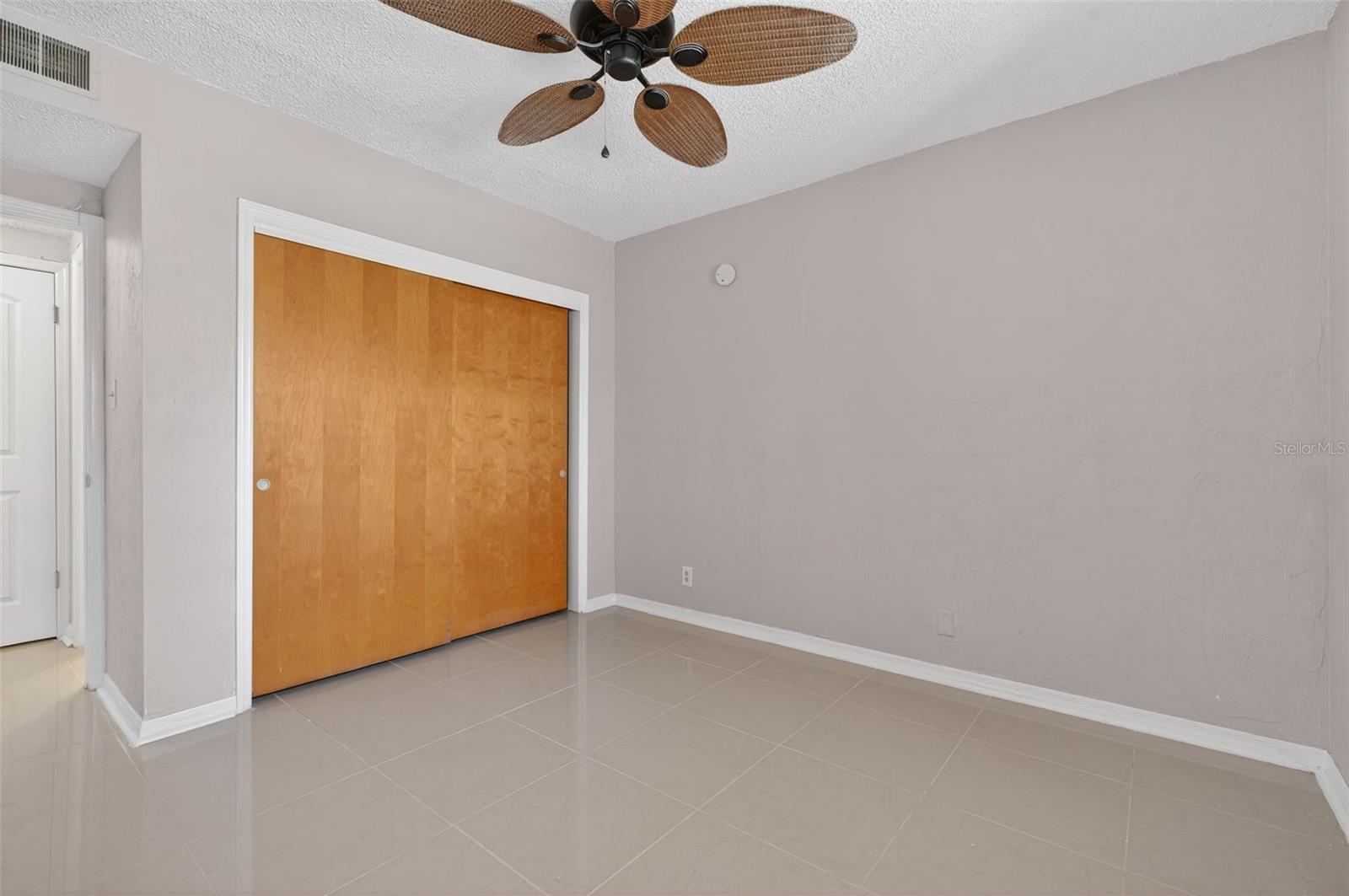 COLONIAL ISLES CONDO - Residential