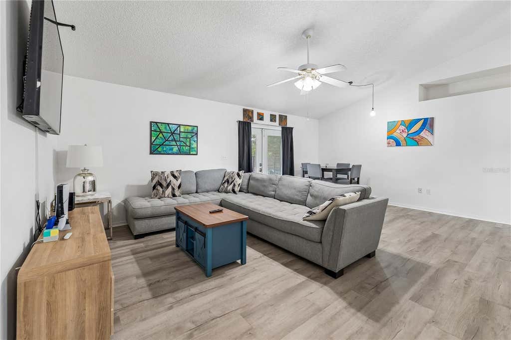 Photo of 5730 Loma Vista Drive W, Davenport, FL 33896 (MLS # O6430980)
