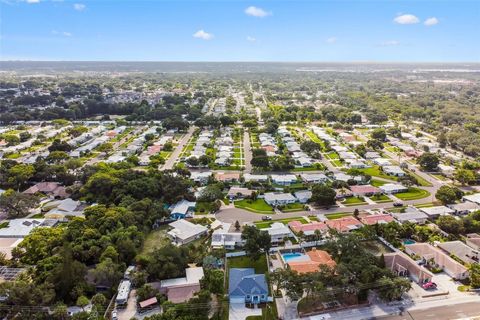 A home in SEMINOLE