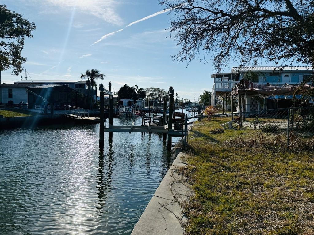 Photo of 6822 Gull Lane, Hudson, FL 34667 (MLS # W7883351)