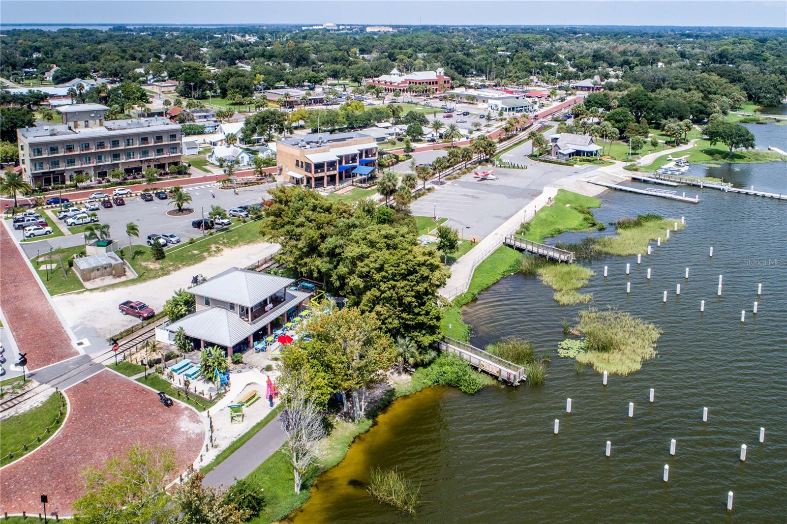 TAVARES RIDGE CONDOMINIUMS - Residential