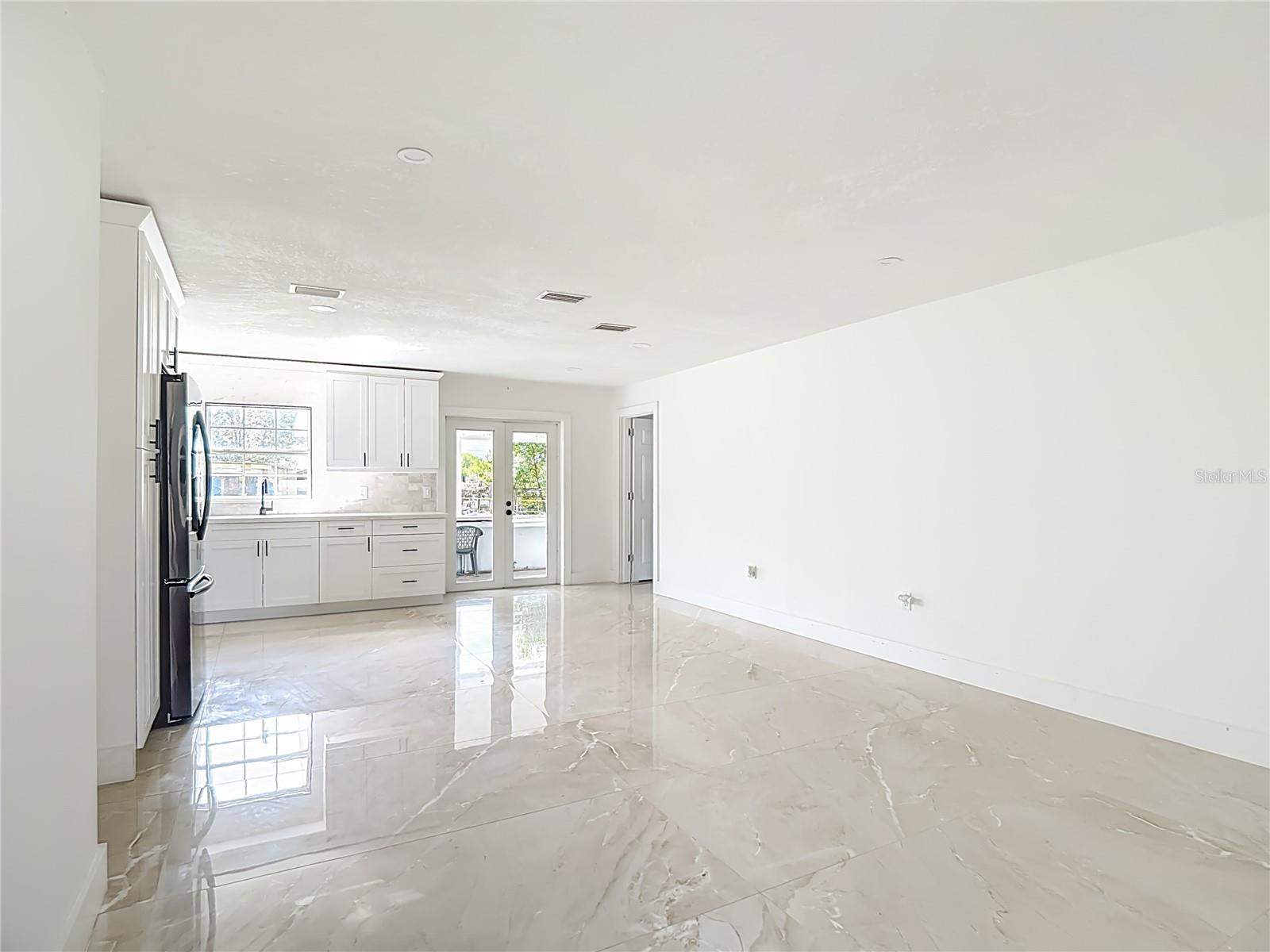 GROVE ESTATES SECOND ADD - Residential