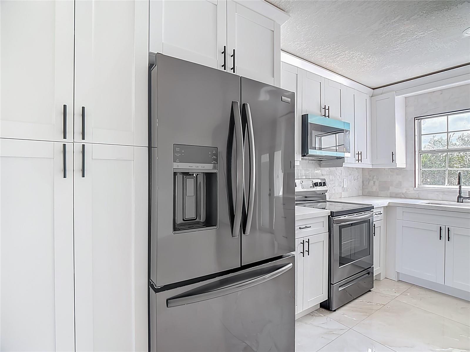 GROVE ESTATES SECOND ADD - Residential