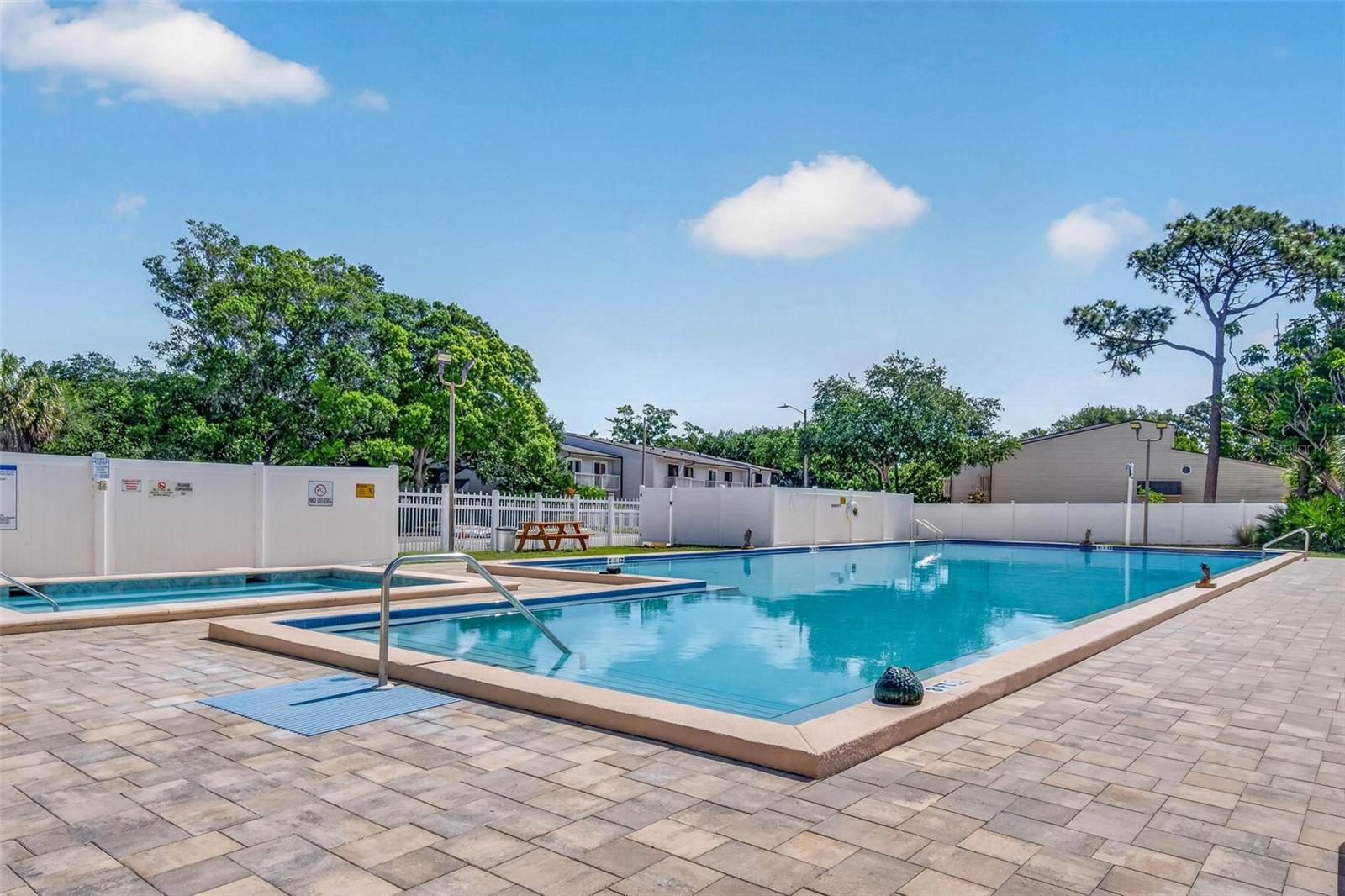 LAKE FOREST CONDO - Residential