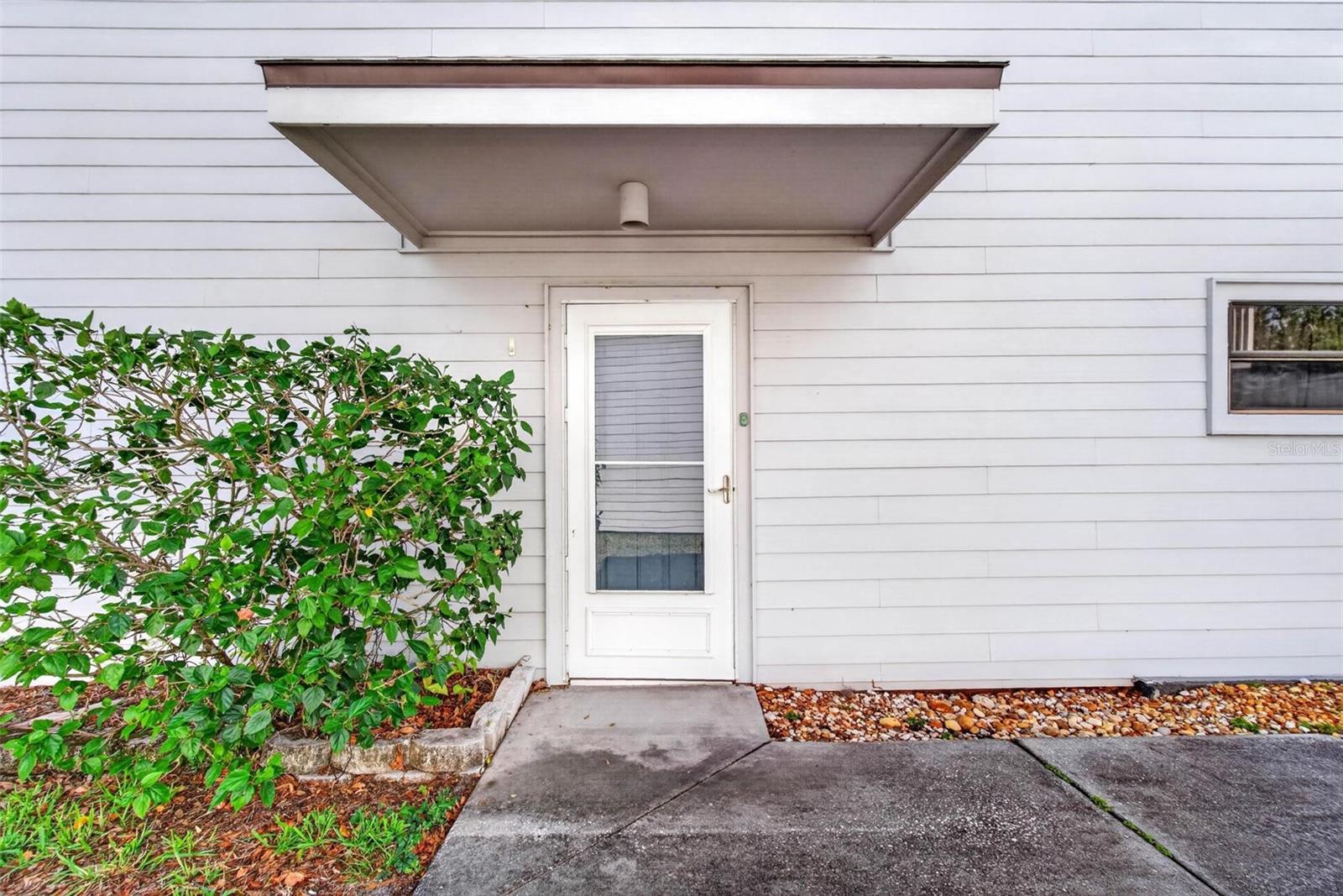LAKE FOREST CONDO - Residential