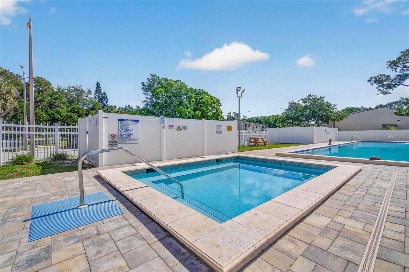 LAKE FOREST CONDO - Residential