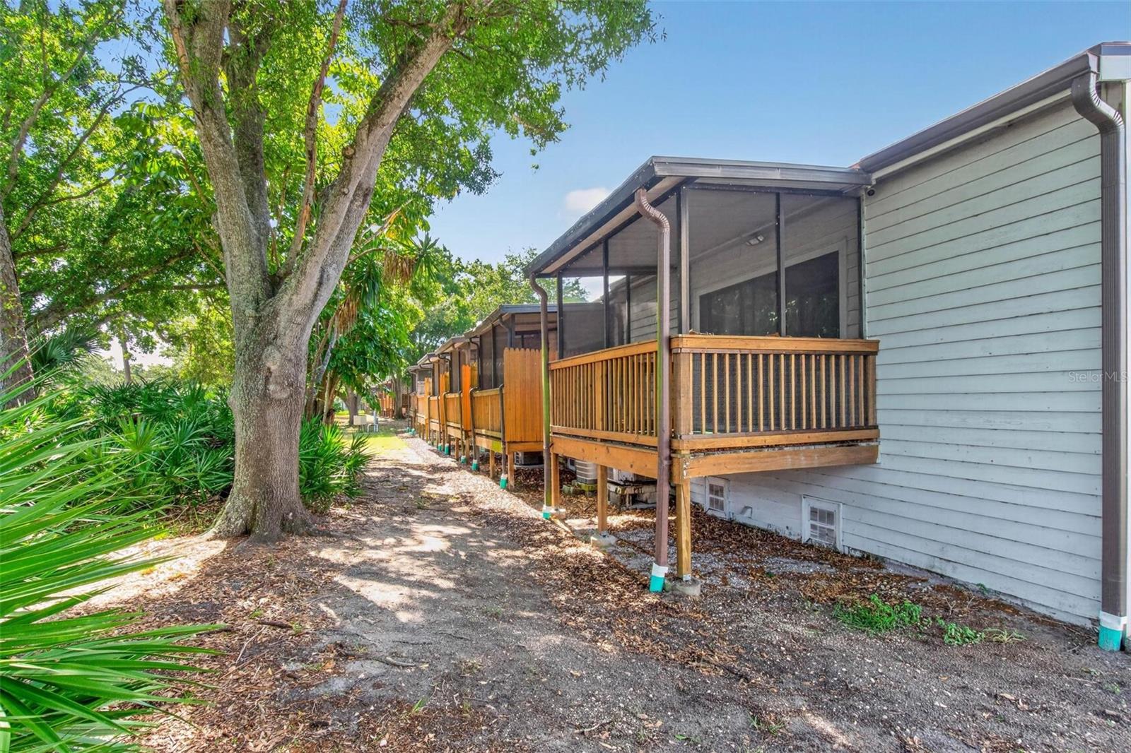 LAKE FOREST CONDO - Residential