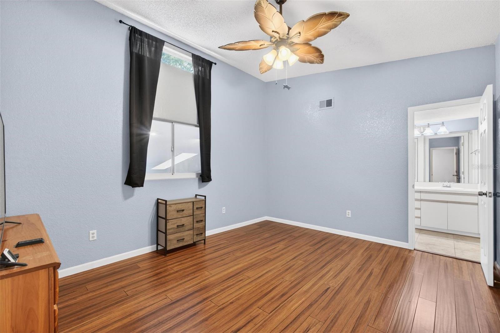 LAKE FOREST CONDO - Residential