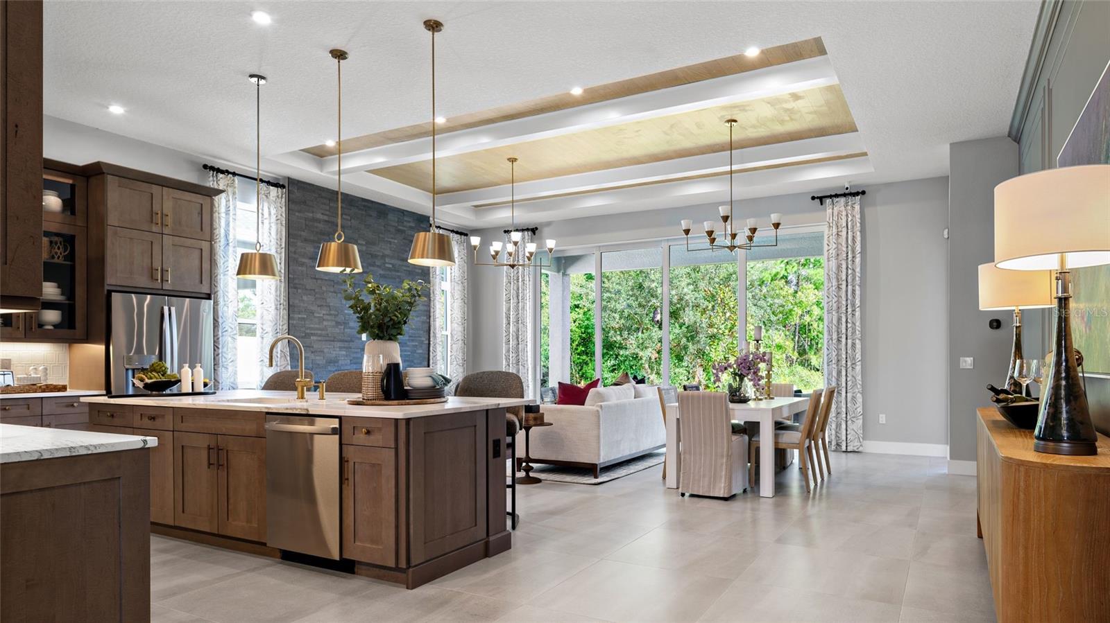 1104 LILIANA DRIVE