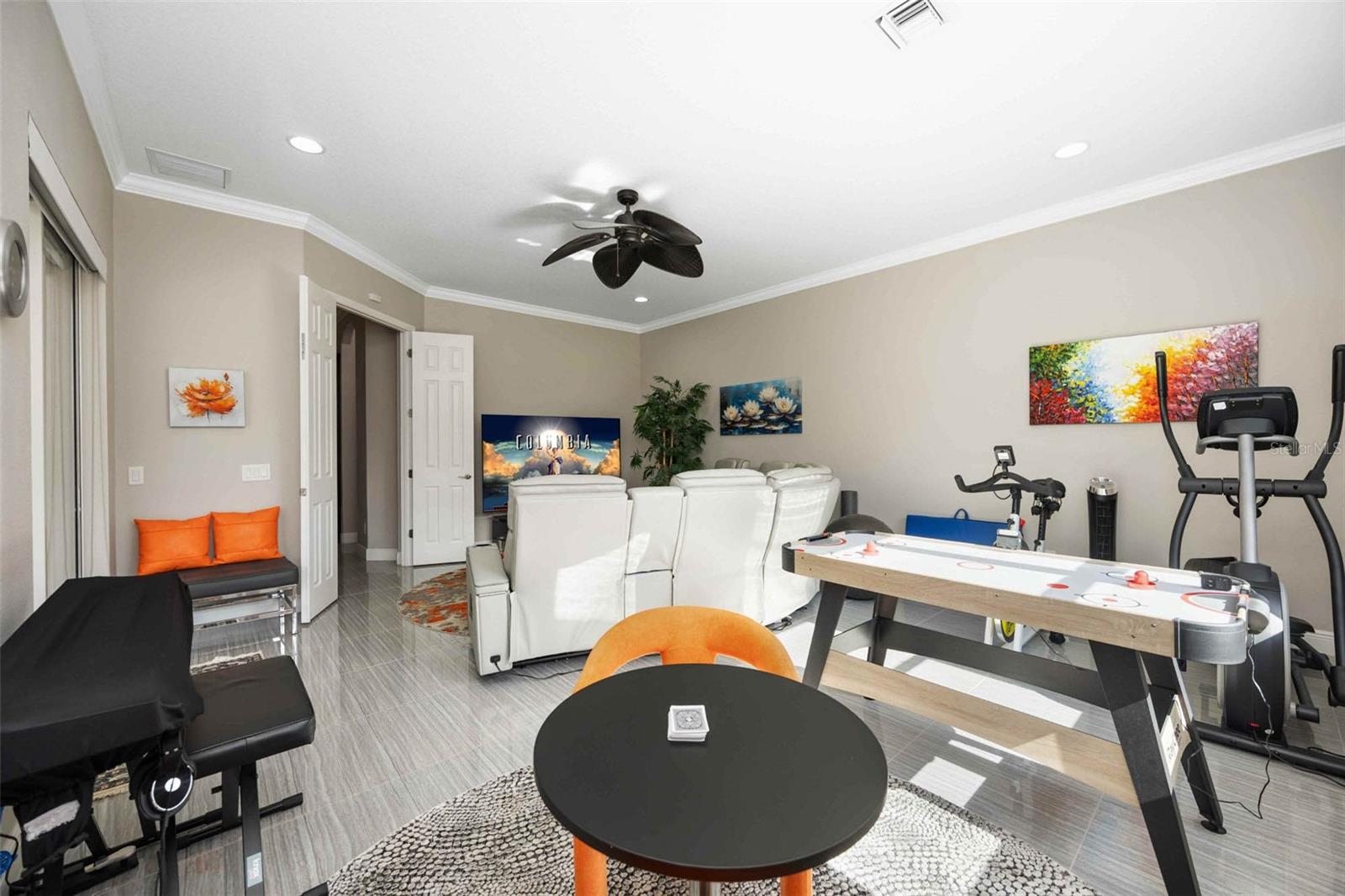 ENCLAVE AT COUNTRY MEADOWS - Residential