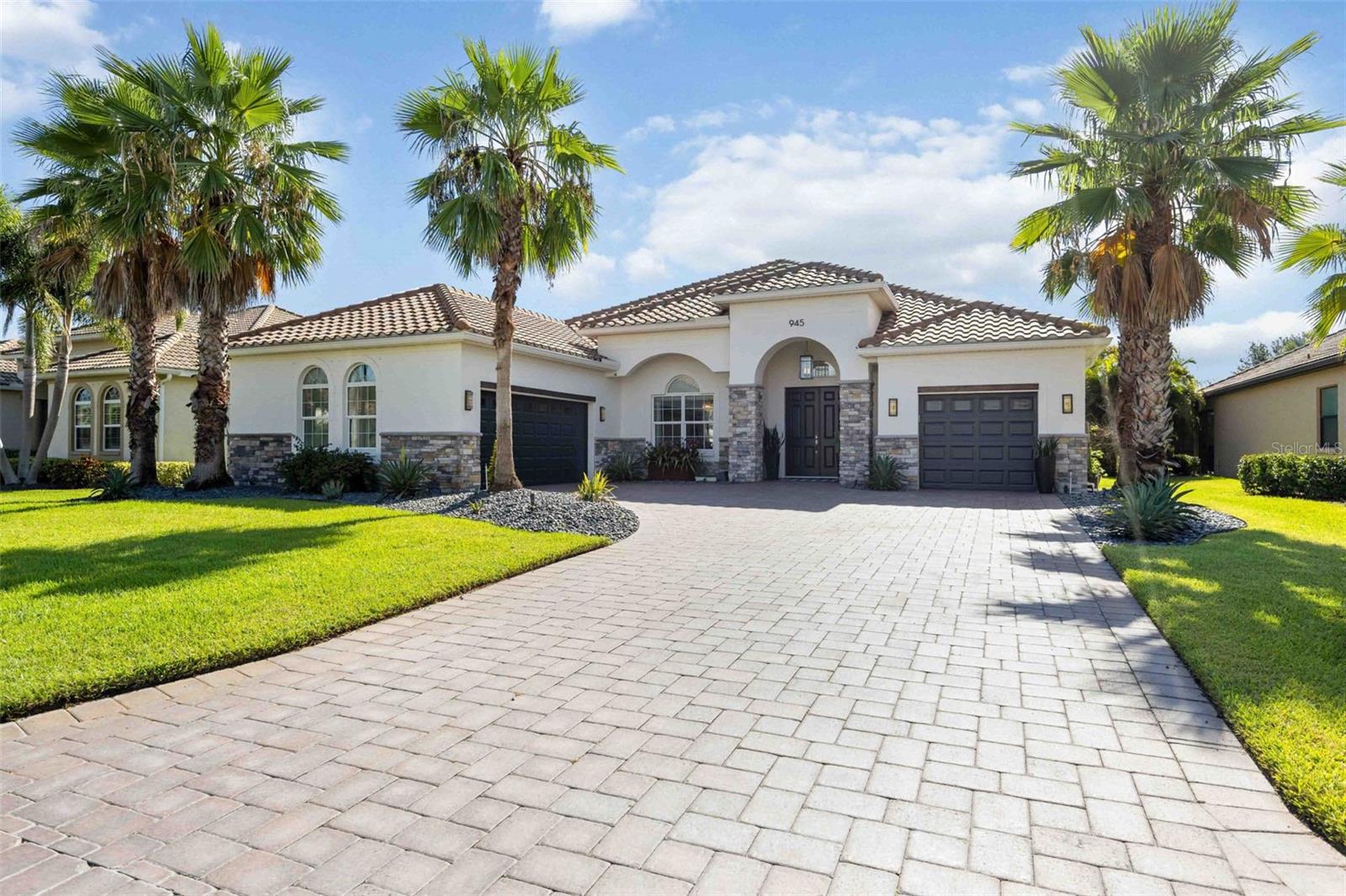 945 145TH STREET CIRCLE NE
