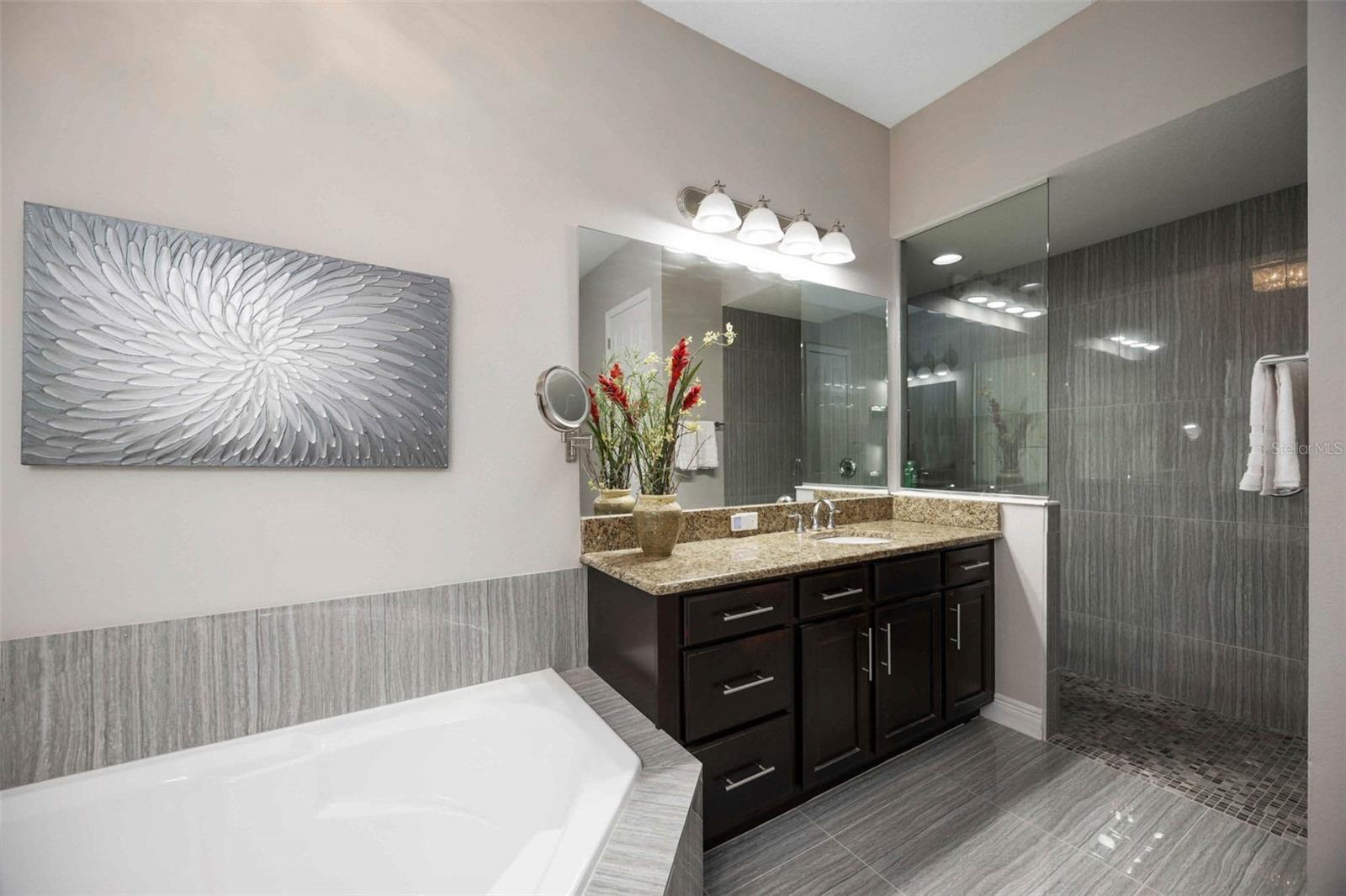 ENCLAVE AT COUNTRY MEADOWS - Residential