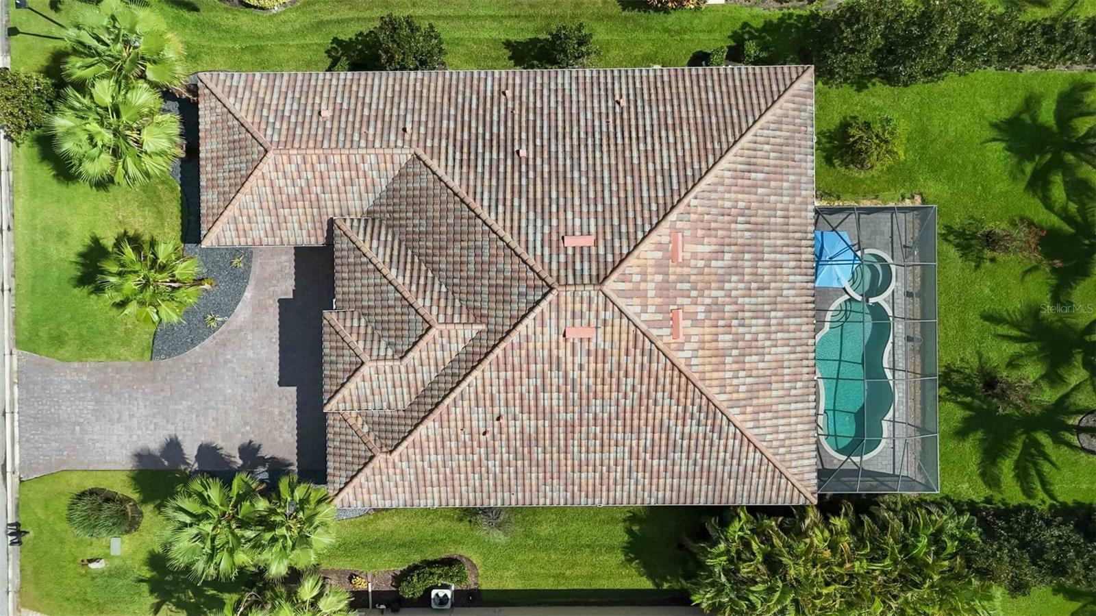 ENCLAVE AT COUNTRY MEADOWS - Residential