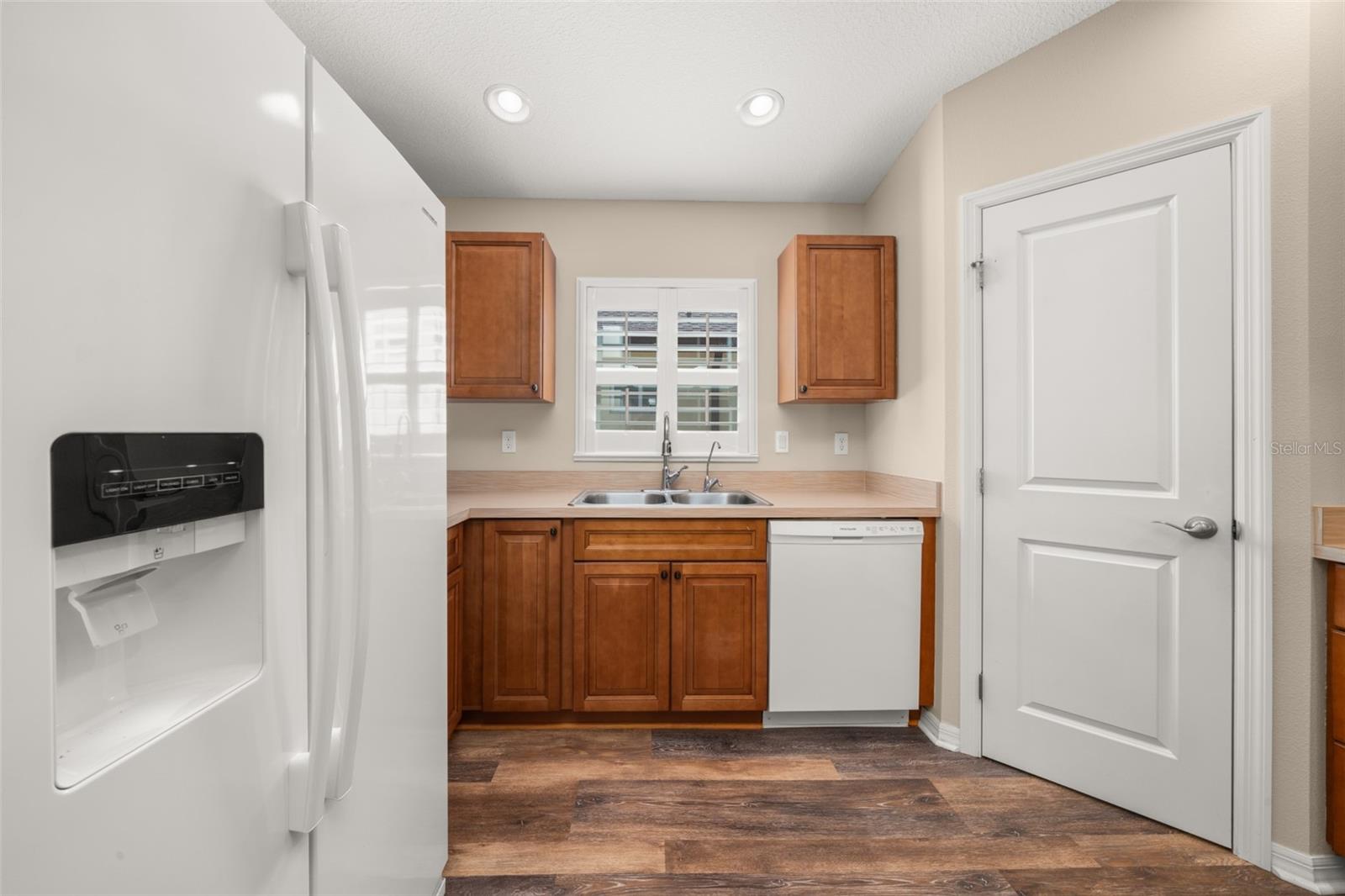 VENETIAN VILLAGE - Residential