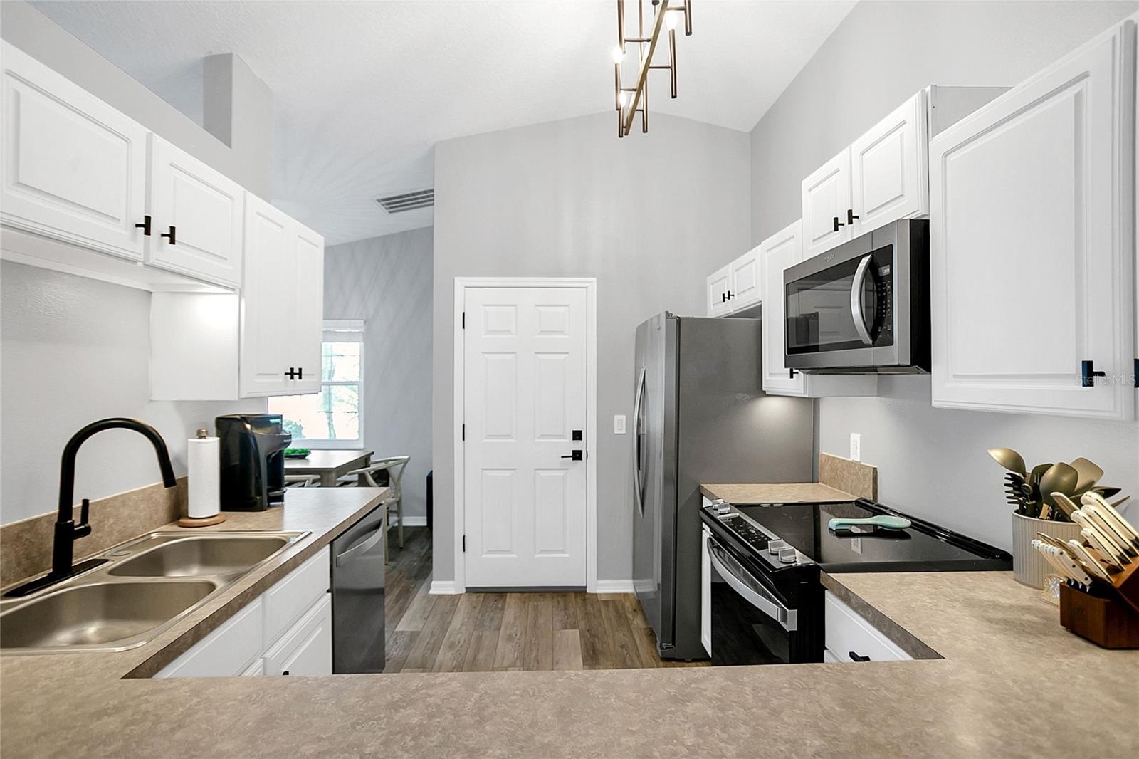 NORTH RIDGE PH 02 - Residential