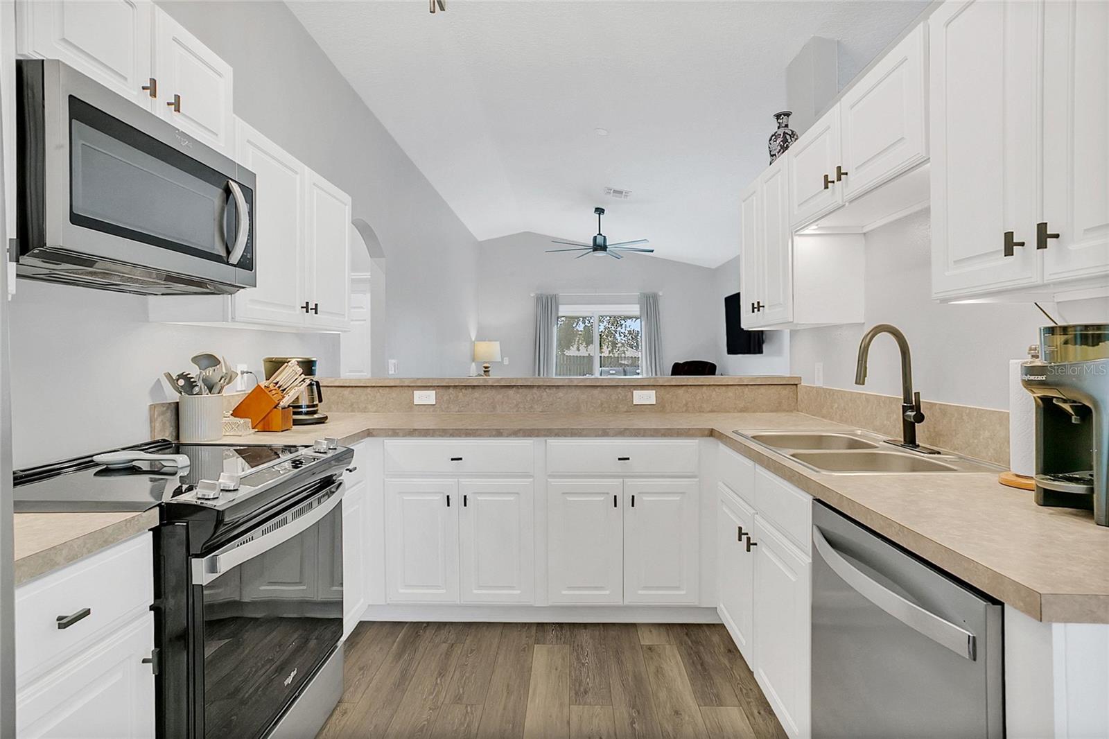 NORTH RIDGE PH 02 - Residential