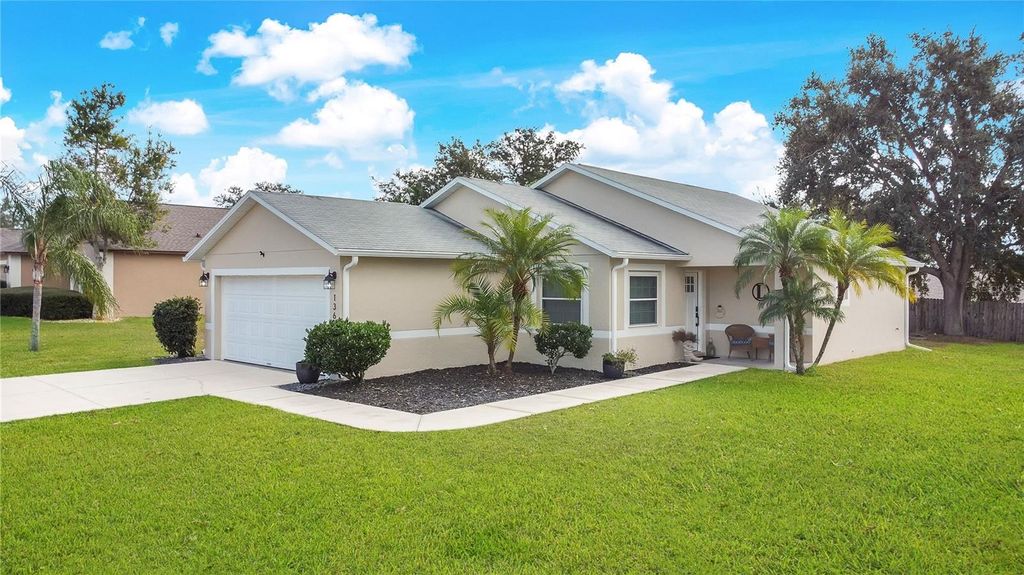 Photo of 1367 Willow Crest Dr, Clermont, FL 34711 (MLS # O6374594)