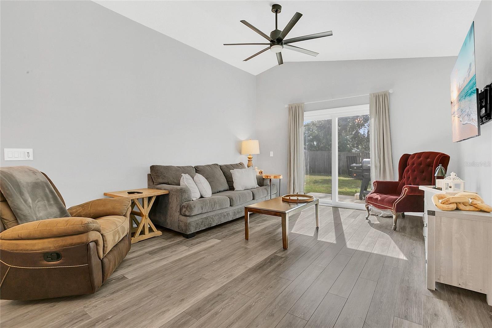 NORTH RIDGE PH 02 - Residential