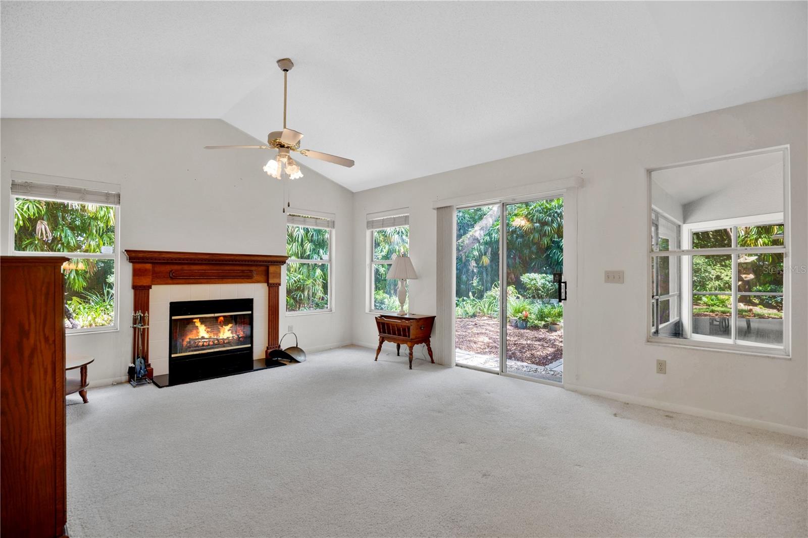 MISTY OAKS - Residential