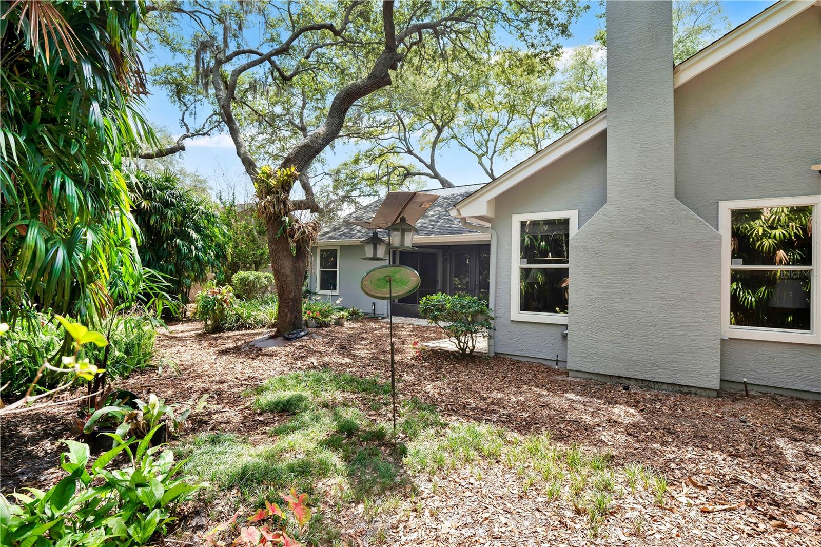 MISTY OAKS - Residential