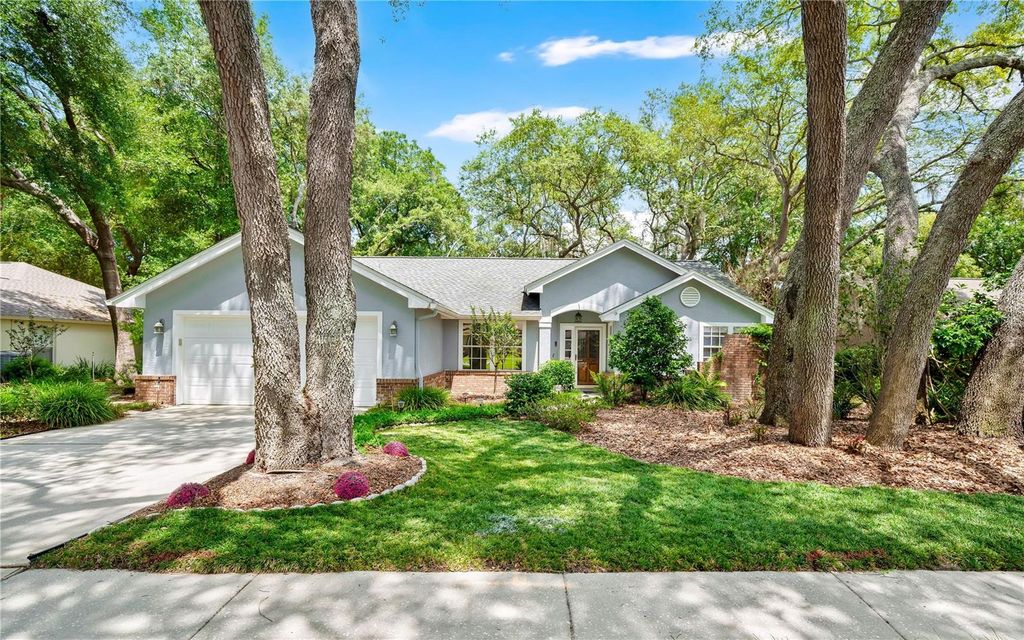 Photo of 309 Oak Leaf Circle, Lake Mary, FL 32746 (MLS # O6410365)