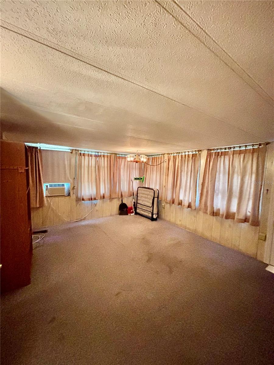 CONTINENTAL COUNTRY CLUB INC - Residential