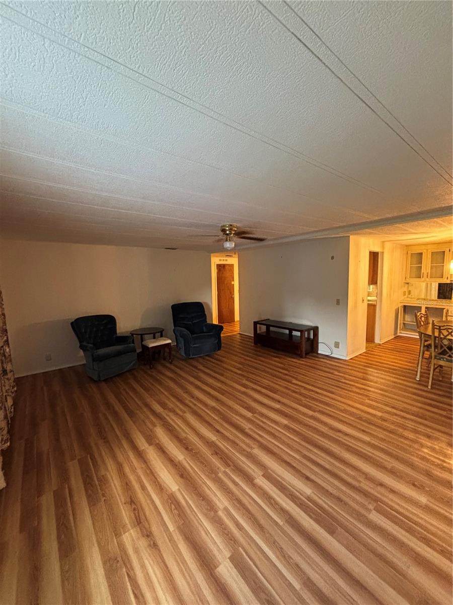 CONTINENTAL COUNTRY CLUB INC - Residential