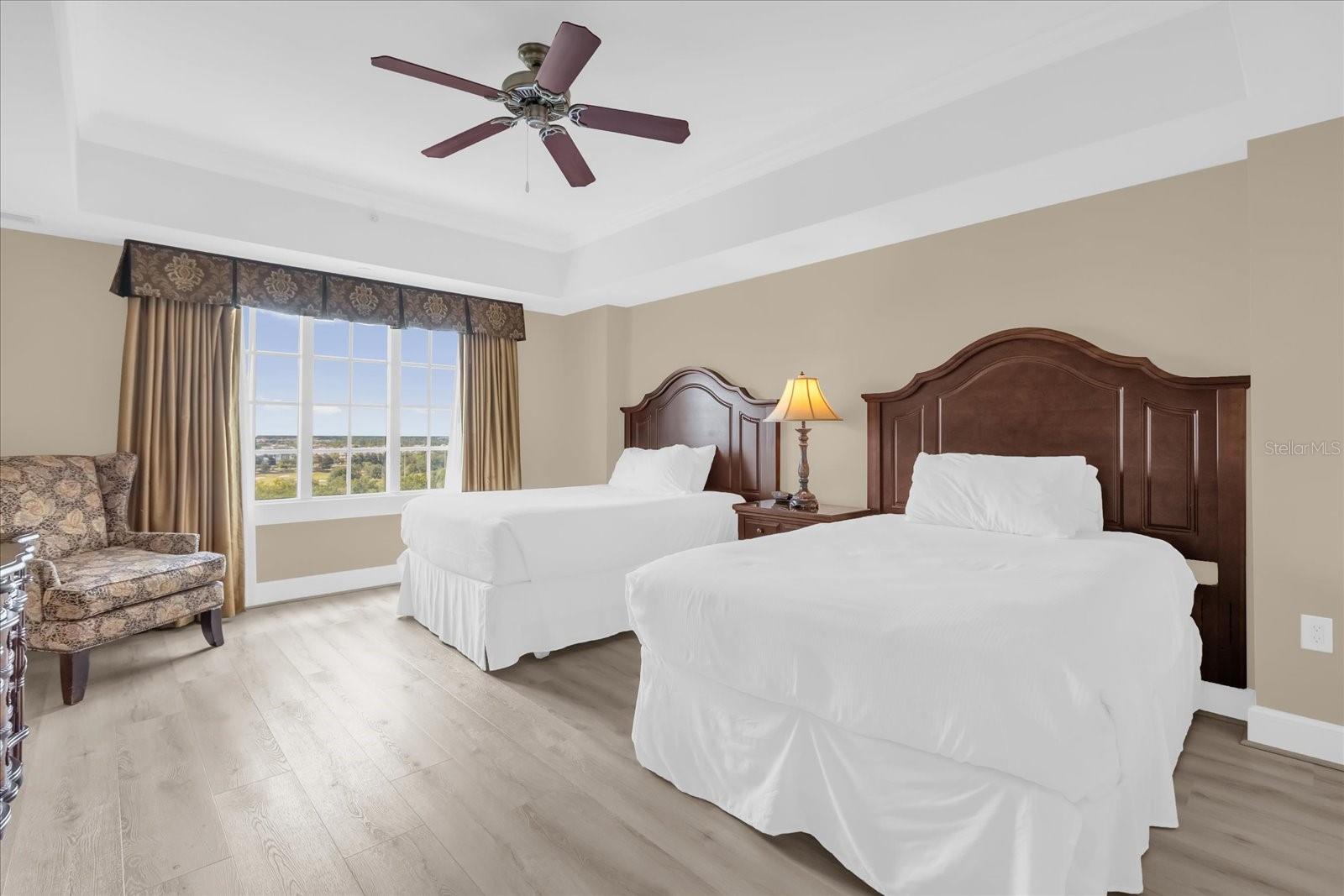 REUNION GRANDE CONDO - Residential