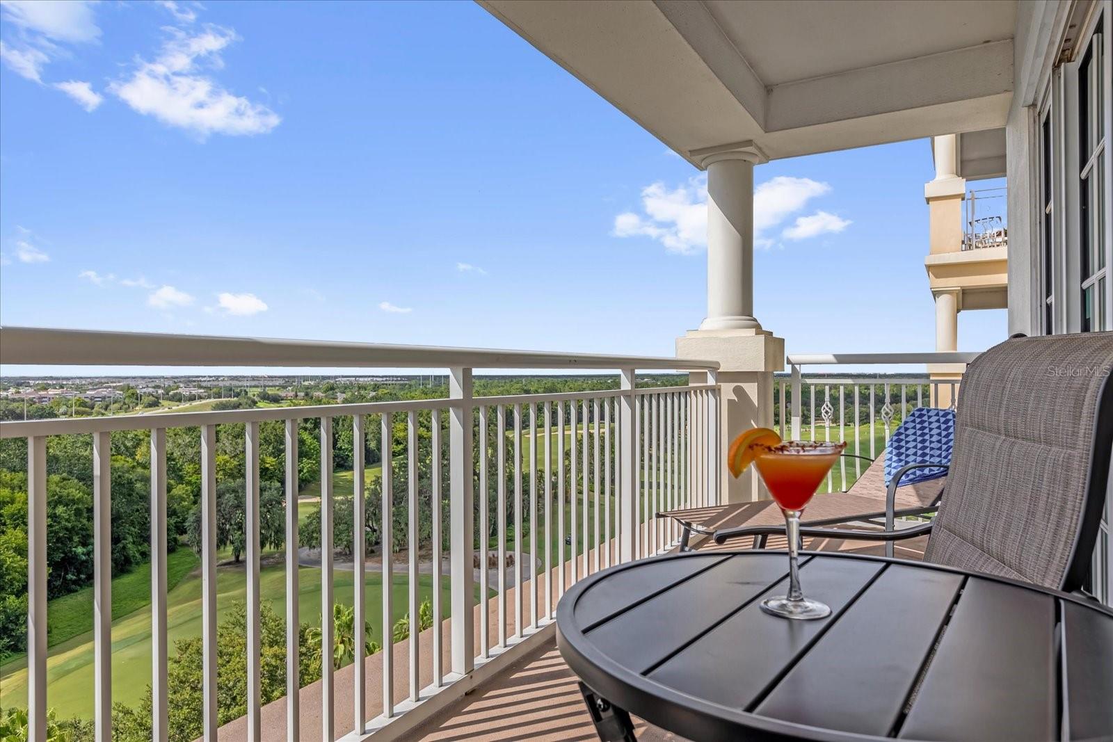 REUNION GRANDE CONDO - Residential