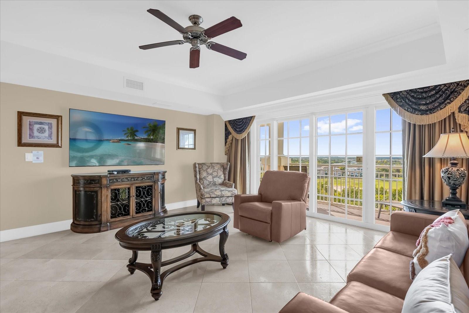 REUNION GRANDE CONDO - Residential