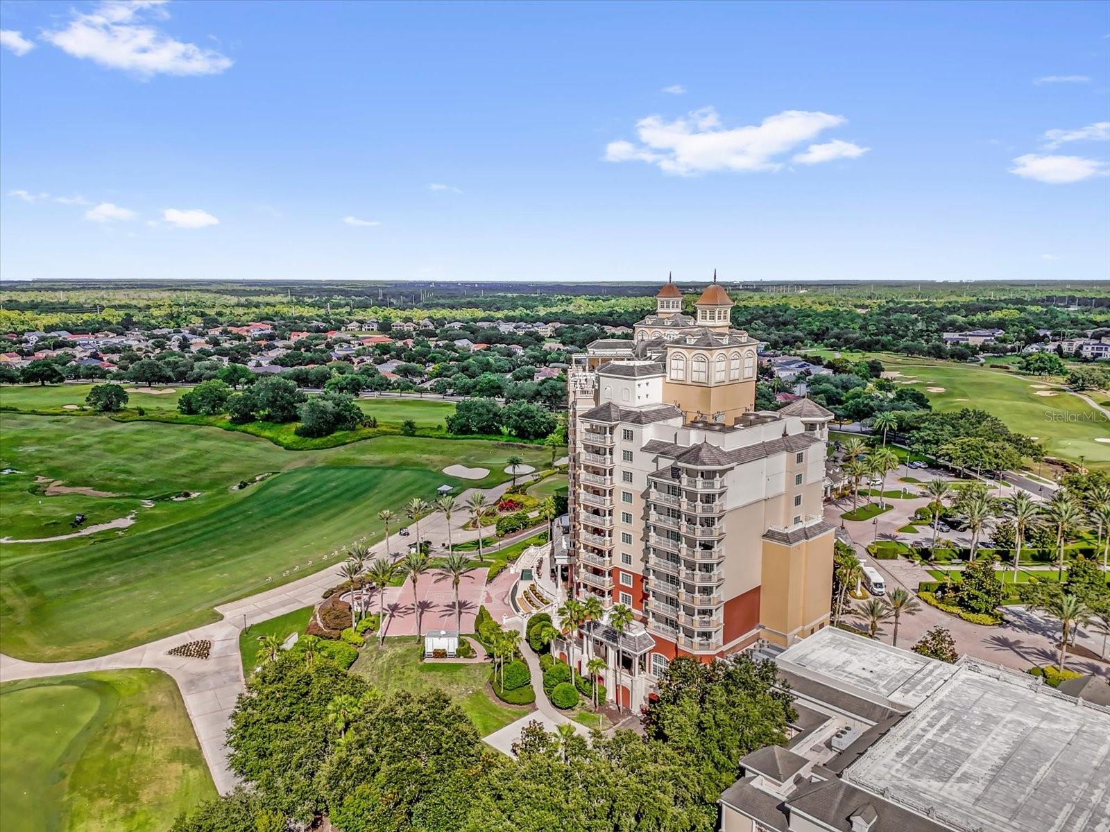 REUNION GRANDE CONDO - Residential