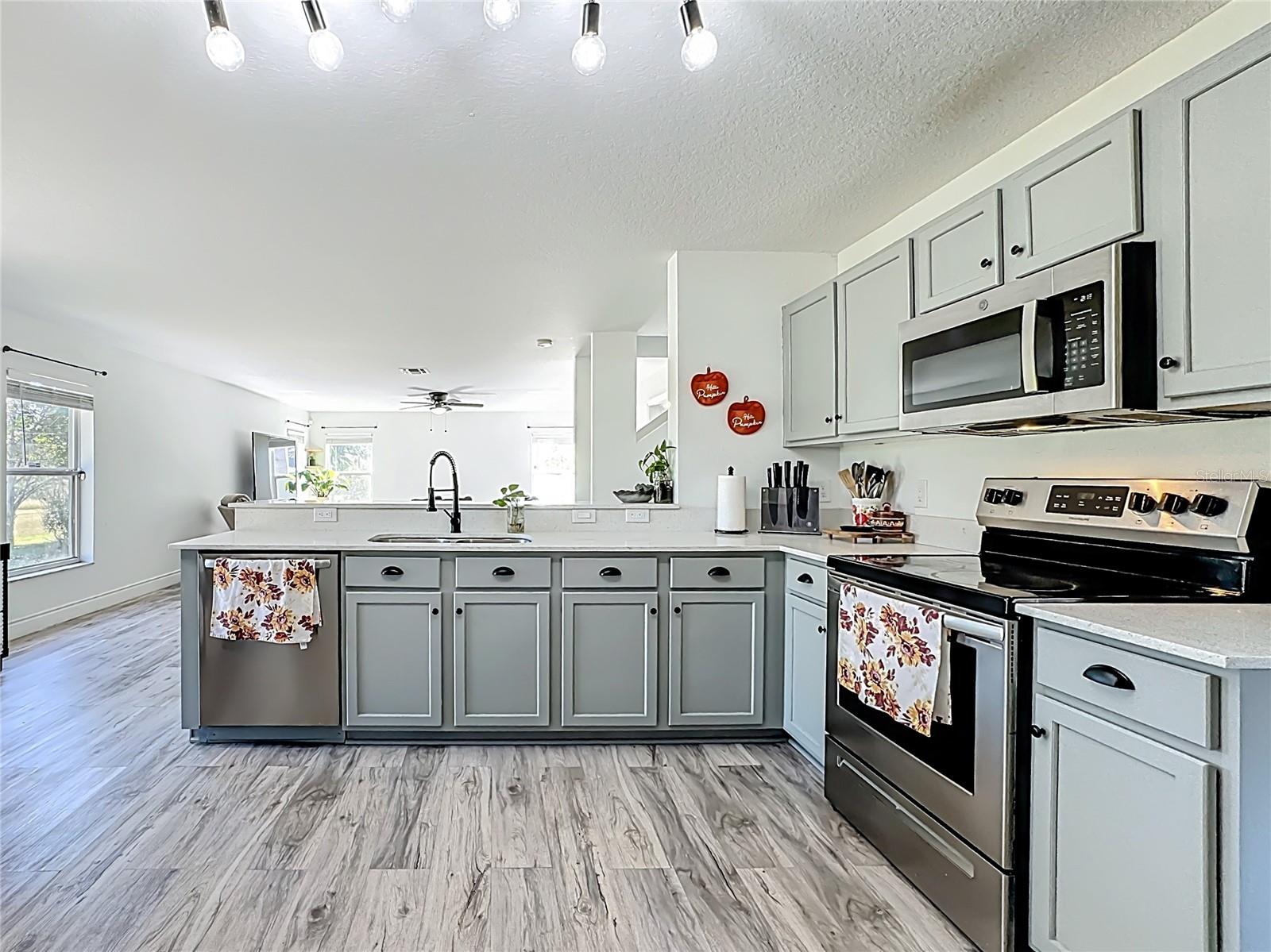 WINDROSE/SOUTHMEADOWUN 02 - Residential Lease