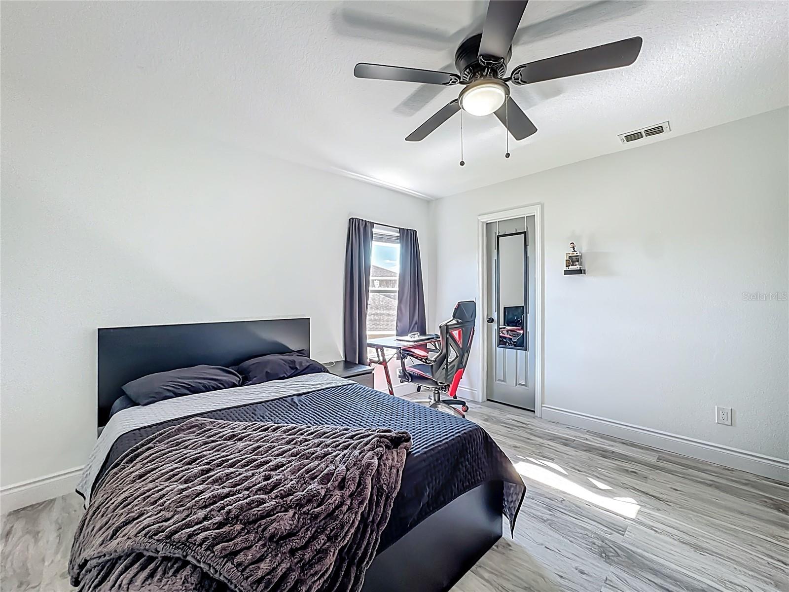 WINDROSE/SOUTHMEADOWUN 02 - Residential Lease