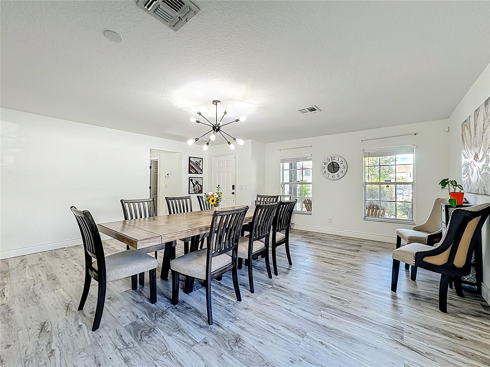 WINDROSE/SOUTHMEADOWUN 02 - Residential Lease