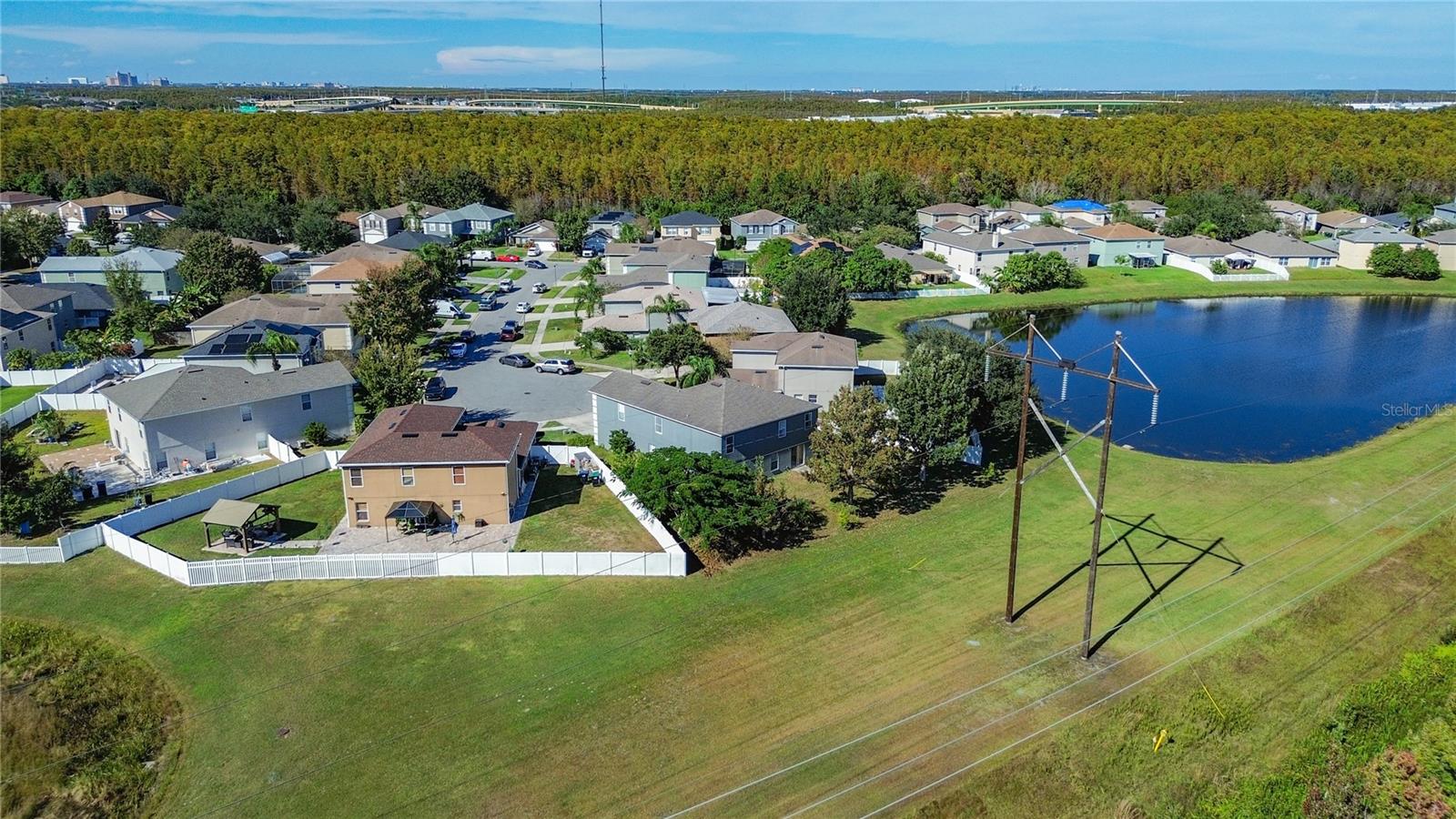 WINDROSE/SOUTHMEADOWUN 02 - Residential Lease