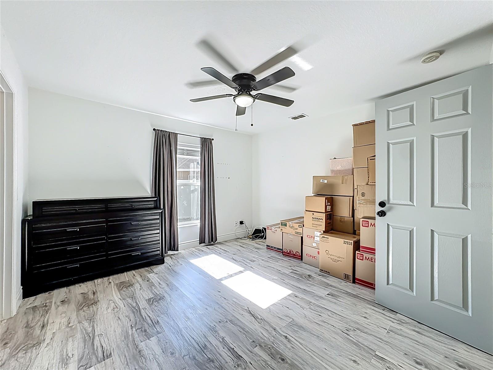 WINDROSE/SOUTHMEADOWUN 02 - Residential Lease