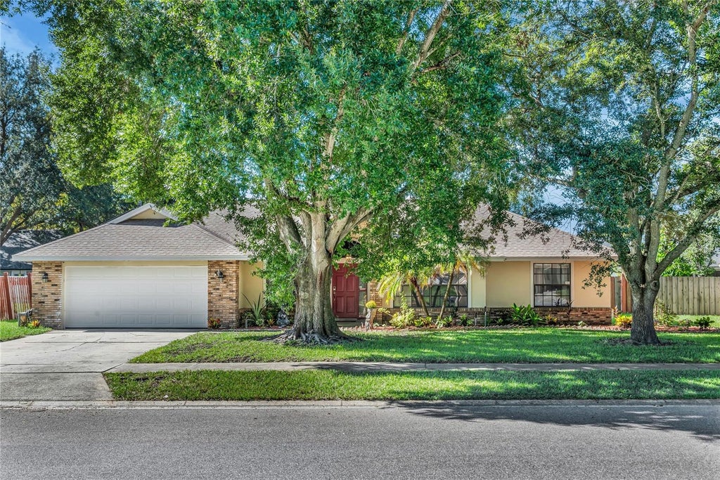 Photo of 1553 Spring Ridge Circle, Winter Garden, FL 34787 (MLS # S5156629)