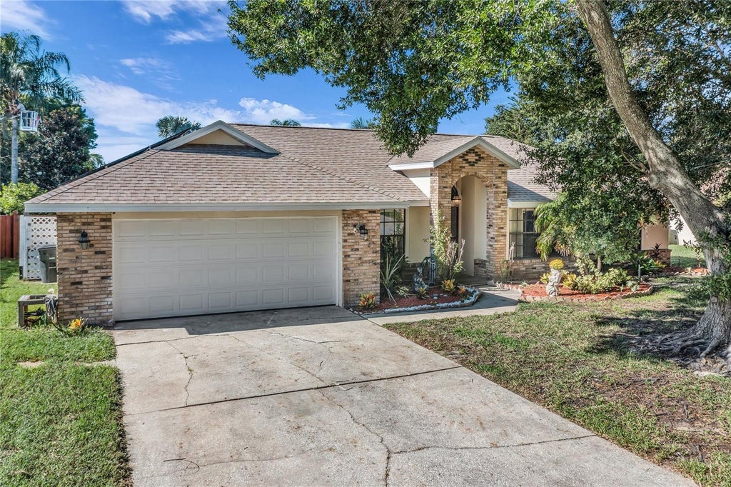 Photo of 1553 Spring Ridge Circle, Winter Garden, FL 34787 (MLS # S5156629)