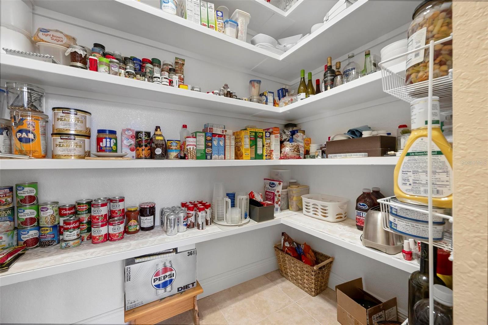 MARINELAND - Residential