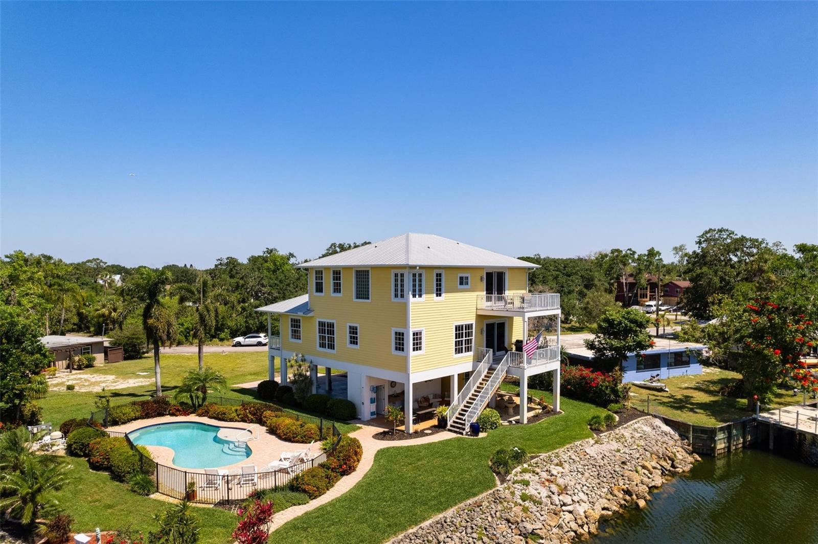 MARINELAND - Residential