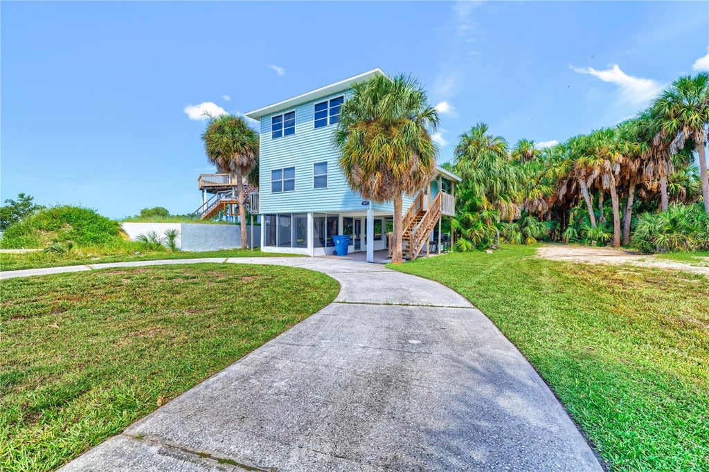 Photo of 3457 Cyclone Drive, Weeki Wachee, FL 34607 (MLS # W7889863)