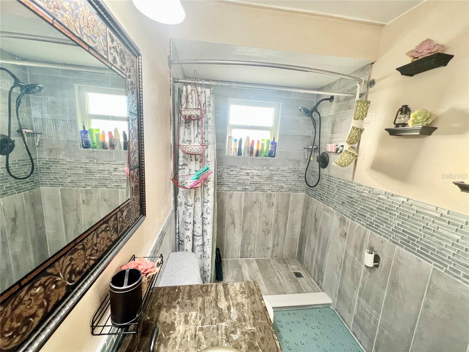 PLAZA VIEW APTS CONDO UN 03 - Residential