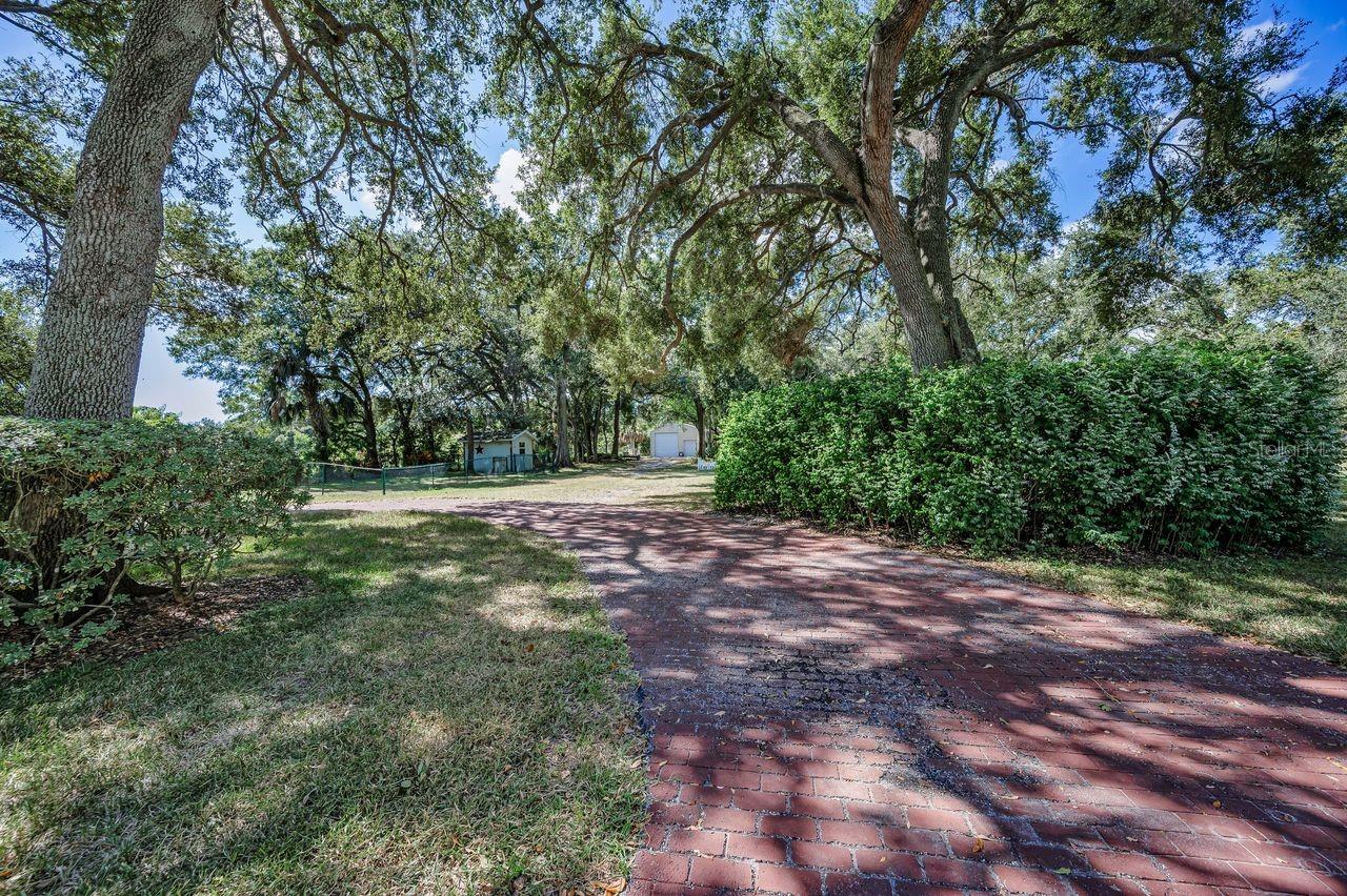 PINELLAS FARMS - Residential