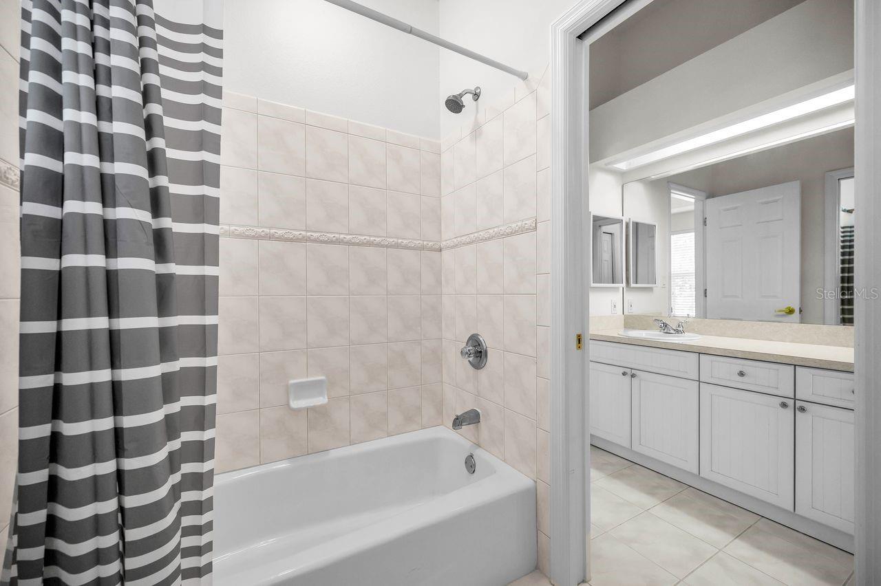 PINELLAS FARMS - Residential