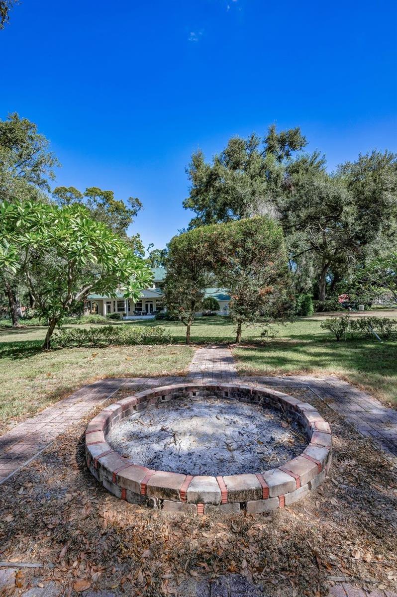 PINELLAS FARMS - Residential