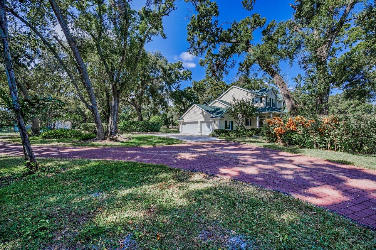 PINELLAS FARMS - Residential