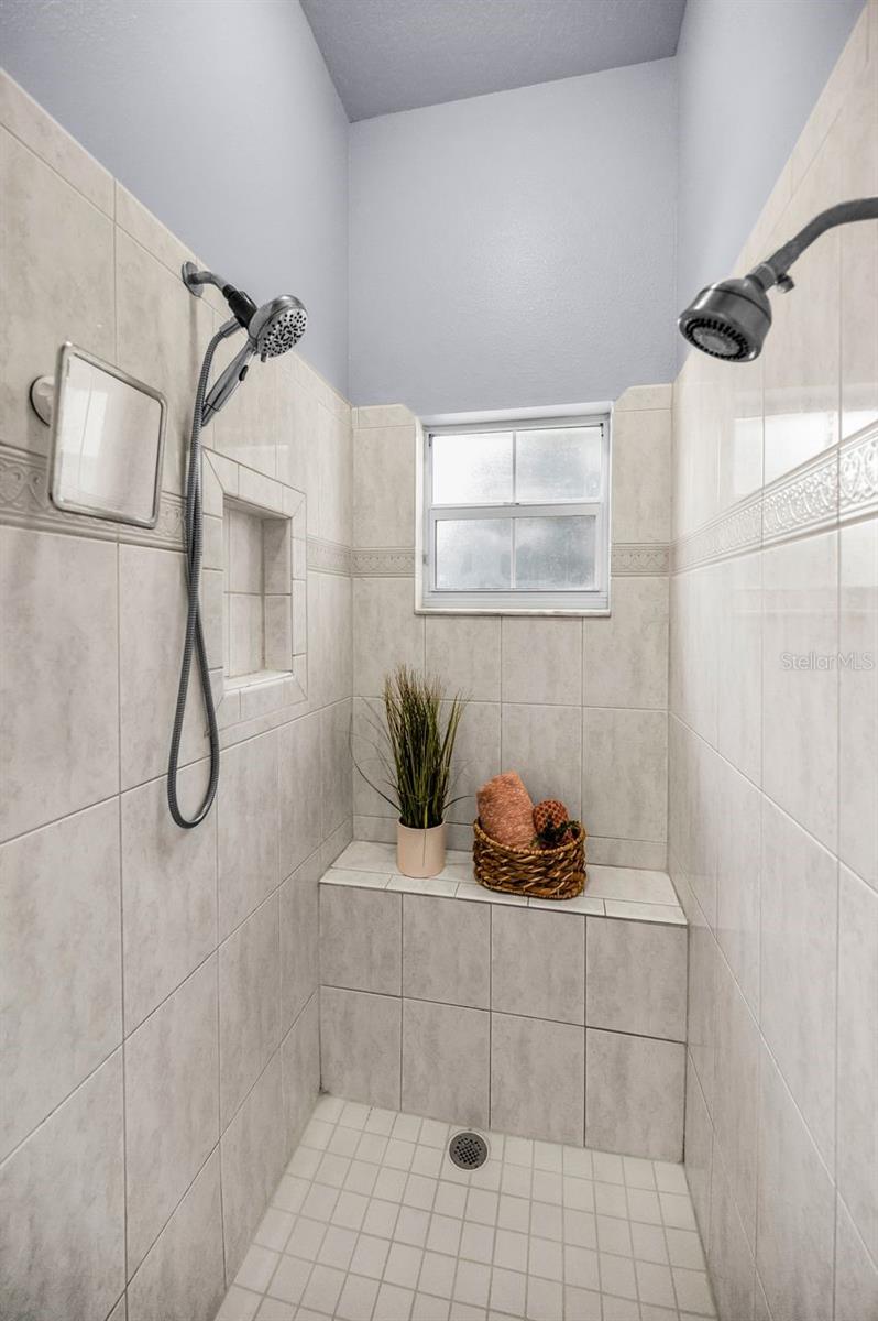 PINELLAS FARMS - Residential