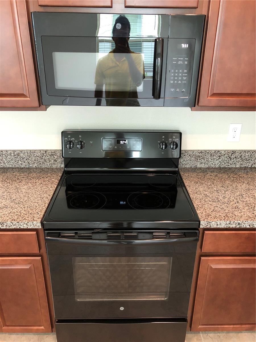 TOUCHSTONE PH 2 - Residential Lease